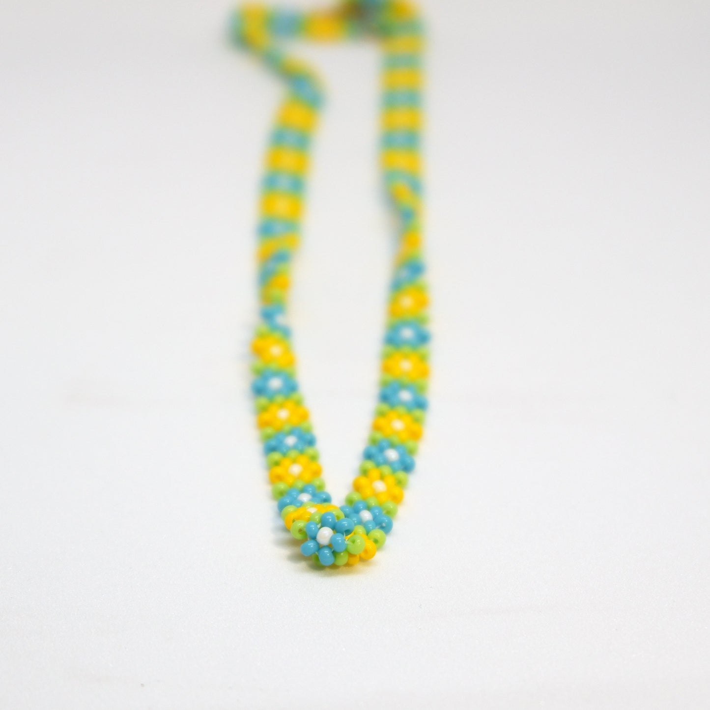 Blue and Yellow Daisy Chain