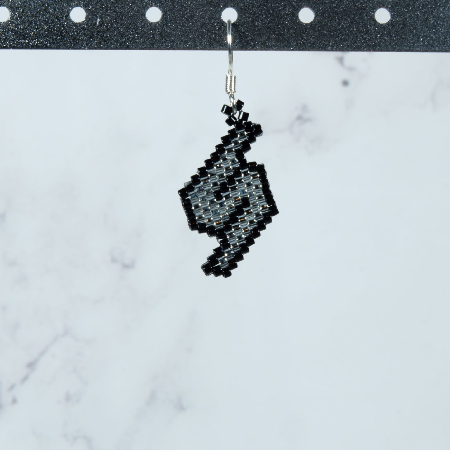 Metroid-Themed Beaded Earrings