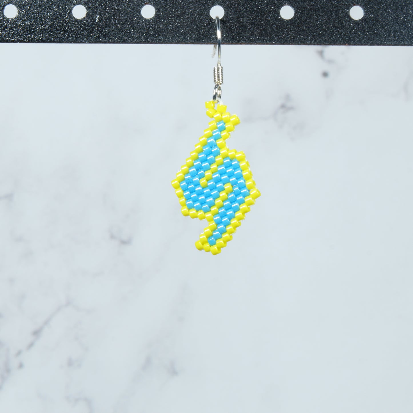 Metroid-Themed Beaded Earrings